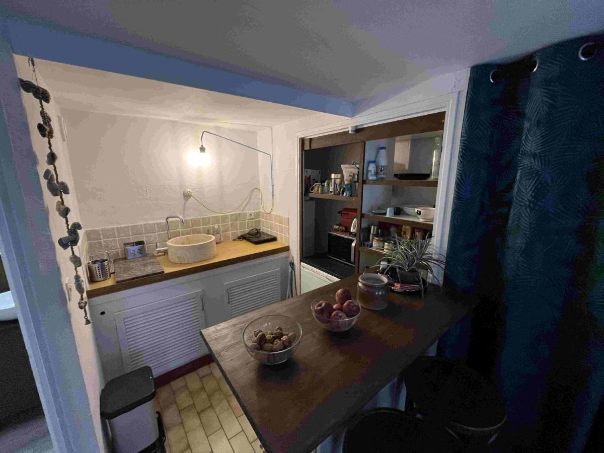 אביניון Studio Avec Terrasse Sur Cour, Authentique, Calme מראה חיצוני תמונה